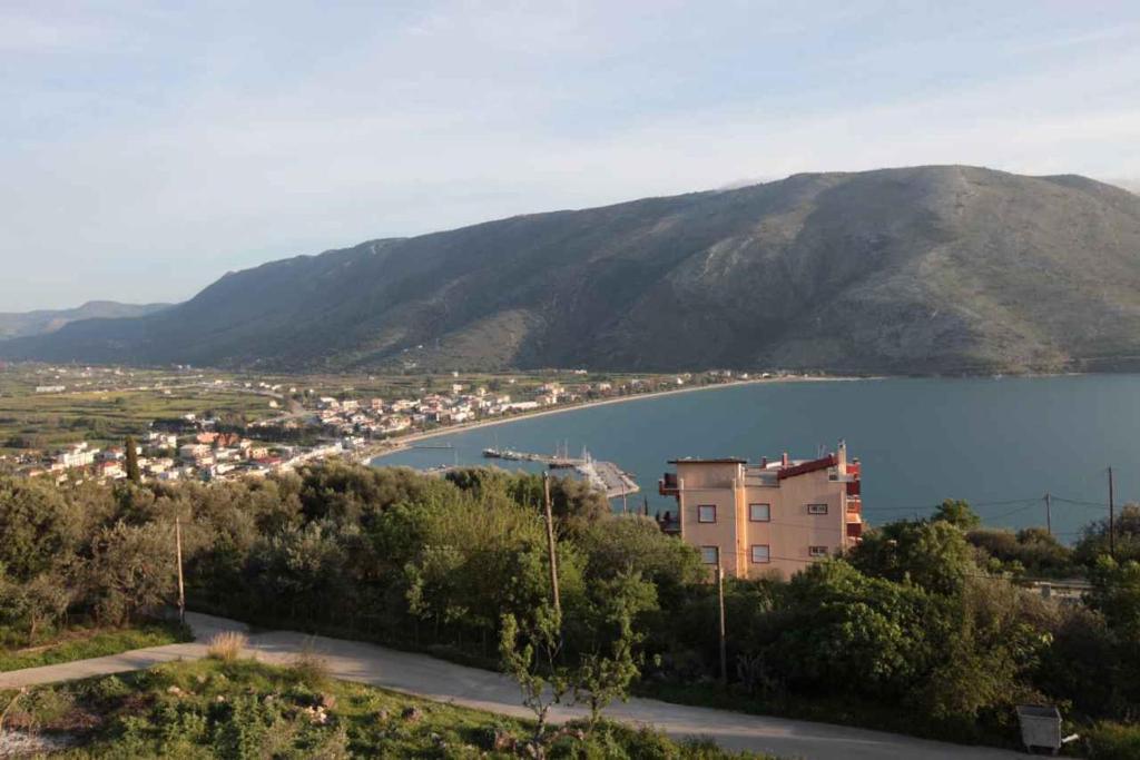 Apartament Almini Plataria